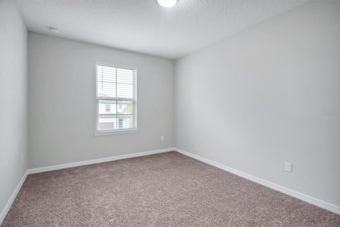 House in Orlando, Florida 4 bedrooms, 178.84 sq.m. № 2414091 - photo 29