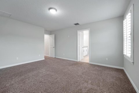House in Orlando, Florida 4 bedrooms, 178.84 sq.m. № 2414091 - photo 19