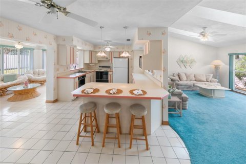 Villa ou maison à vendre à Ponce Inlet, Floride: 3 chambres, 173.08 m2 № 2313233 - photo 4