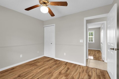 Casa en venta en Port St. Lucie, Florida, 3 dormitorios, 108.88 m2 № 2401395 - foto 27
