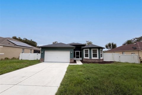House in Grand Island, Florida 3 bedrooms, 161.46 sq.m. № 2280657