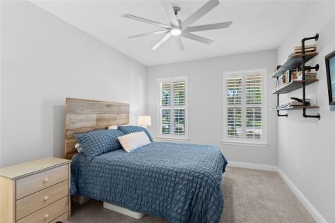 House in Sarasota, Florida 2 bedrooms, 213.3 sq.m. № 2430319 - photo 23