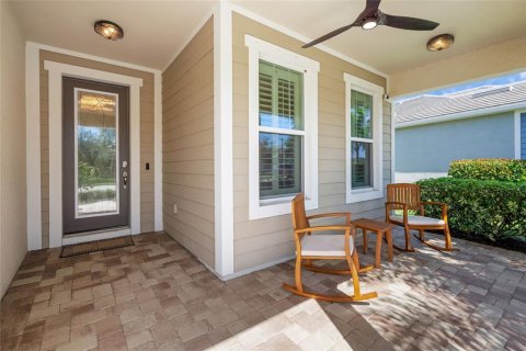 House in Sarasota, Florida 2 bedrooms, 213.3 sq.m. № 2430319 - photo 3