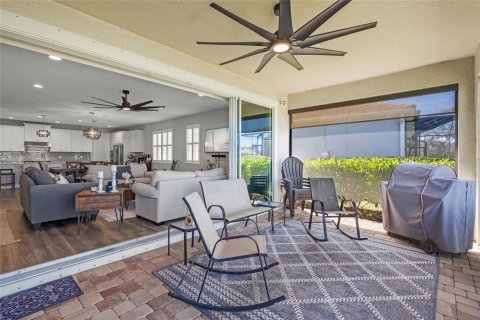 House in Sarasota, Florida 2 bedrooms, 213.3 sq.m. № 2430319 - photo 27