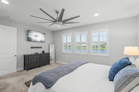 House in Sarasota, Florida 2 bedrooms, 213.3 sq.m. № 2430319 - photo 18