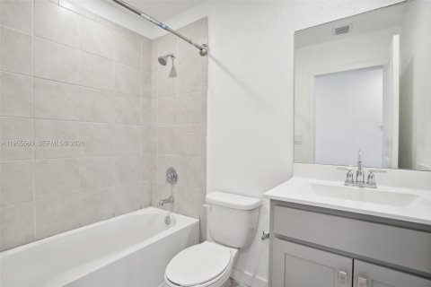 Touwnhouse à vendre à Homestead, Floride: 4 chambres, 127.65 m2 № 2189012 - photo 25
