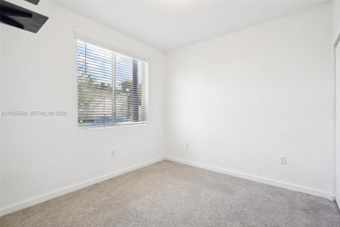 Touwnhouse à vendre à Homestead, Floride: 4 chambres, 127.65 m2 № 2189012 - photo 13