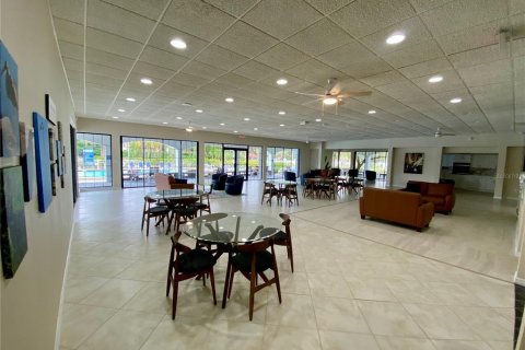 Copropriété à louer à Clearwater, Floride: 1 chambre, 70.61 m2 № 2412572 - photo 8