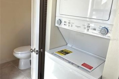 Touwnhouse à louer à Port Orange, Floride: 2 chambres, 117.34 m2 № 2378239 - photo 6