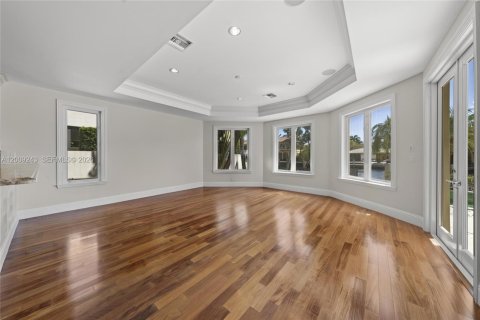 House in Fort Lauderdale, Florida 5 bedrooms, 568 sq.m. № 2075699 - photo 21