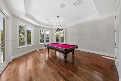 House in Fort Lauderdale, Florida 5 bedrooms, 568 sq.m. № 2075699 - photo 23