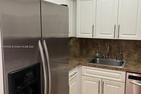 Condo in Miami Beach, Florida, 2 bedrooms  № 2039269 - photo 4