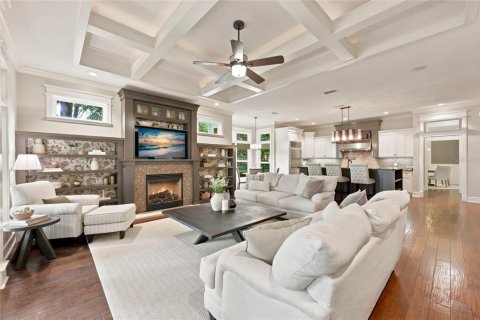 House in Newberry, Florida 4 bedrooms, 408.03 sq.m. № 2224893 - photo 15