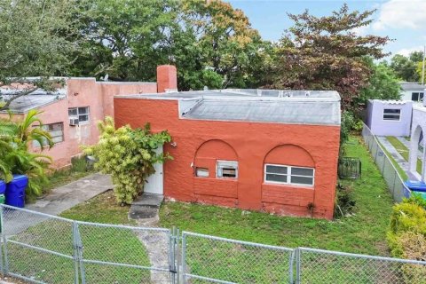 Casa en venta en Miami, Florida, 4 dormitorios, 120.77 m2 № 1578219 - foto 3