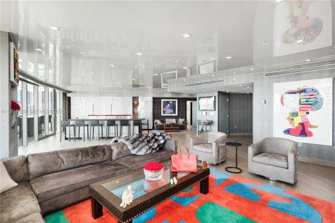 Снять в аренду кондоминиум в Авентура, Флорида 2 спальни, 222.04м2, № 2034317 - фото 4