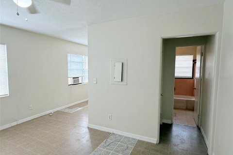Studio in Bradenton, Florida № 2097983 - photo 5