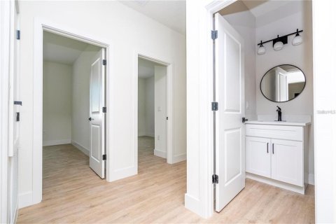 Casa en venta en Apopka, Florida, 4 dormitorios, 150.69 m2 № 1903563 - foto 19