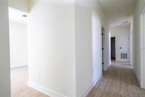 Casa en venta en Apopka, Florida, 4 dormitorios, 150.69 m2 № 1903563 - foto 16