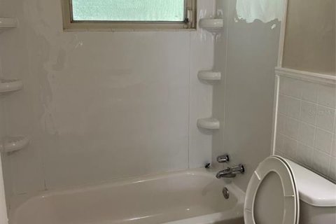 Dúplex en venta en De Leon Springs, Florida, 4 dormitorios, 142.7 m2 № 2266710 - foto 24
