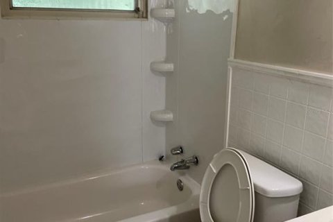 Dúplex en venta en De Leon Springs, Florida, 4 dormitorios, 142.7 m2 № 2266710 - foto 23