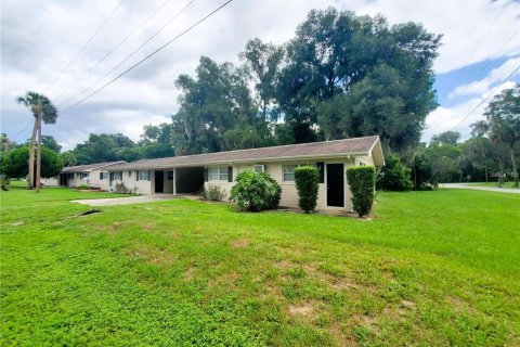 Dúplex en venta en De Leon Springs, Florida, 4 dormitorios, 142.7 m2 № 2266710 - foto 2