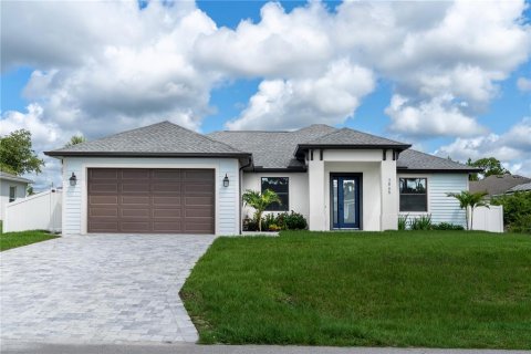 Casa en venta en North Port, Florida, 3 dormitorios, 170.2 m2 № 1777131 - foto 1