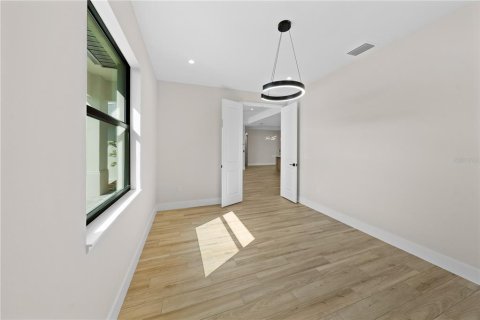 Casa en venta en North Port, Florida, 3 dormitorios, 170.2 m2 № 1777131 - foto 13