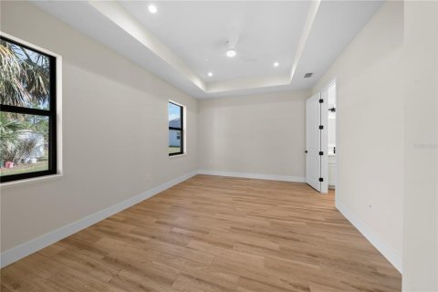 Casa en venta en North Port, Florida, 3 dormitorios, 170.2 m2 № 1777131 - foto 20