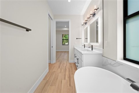 Casa en venta en North Port, Florida, 3 dormitorios, 170.2 m2 № 1777131 - foto 24