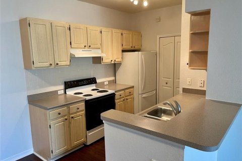 Condo in Orlando, Florida, 1 bedroom  № 1912024 - photo 7