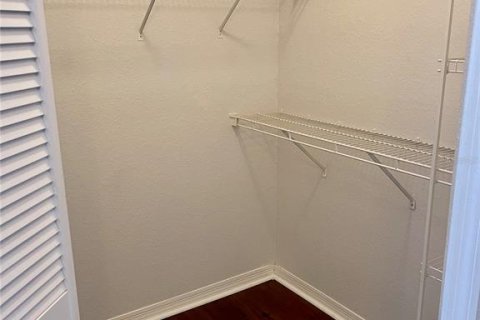 Condo in Orlando, Florida, 1 bedroom  № 1912024 - photo 13