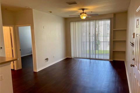 Condo in Orlando, Florida, 1 bedroom  № 1912024 - photo 4
