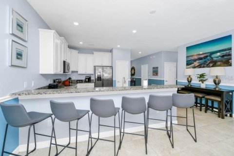 Casa en venta en Davenport, Florida, 9 dormitorios, 363.15 m2 № 2234309 - foto 11