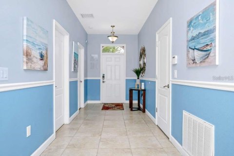 Casa en venta en Davenport, Florida, 9 dormitorios, 363.15 m2 № 2234309 - foto 3