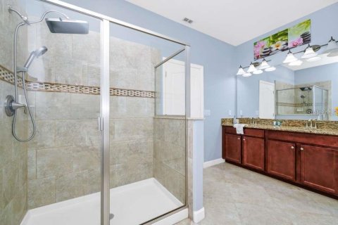 Casa en venta en Davenport, Florida, 9 dormitorios, 363.15 m2 № 2234309 - foto 28