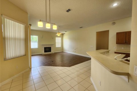 House in Orlando, Florida 4 bedrooms, 248.79 sq.m. № 1916489 - photo 20