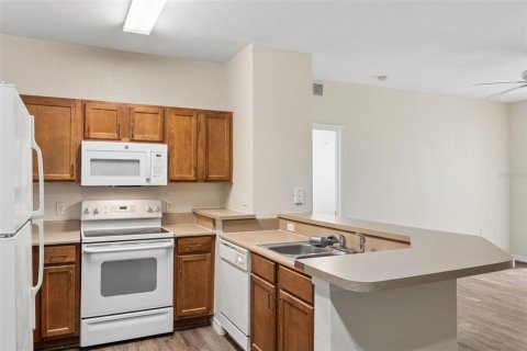 Copropriété à vendre à Orlando, Floride: 2 chambres, 97.18 m2 № 2091708 - photo 8