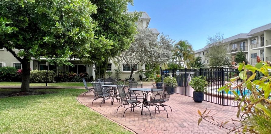 Condo in Wilton Manors, Florida, 2 bedrooms  № 1177190