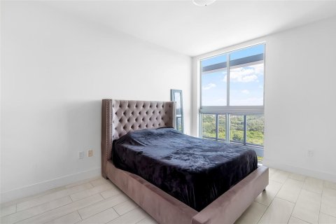 Condominio en venta en Sunrise, Florida, 2 dormitorios, 93.18 m2 № 2155107 - foto 17