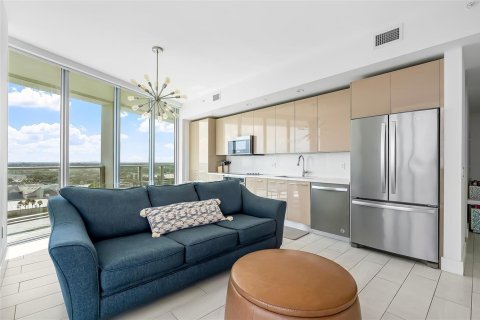 Condominio en venta en Sunrise, Florida, 2 dormitorios, 93.18 m2 № 2155107 - foto 9