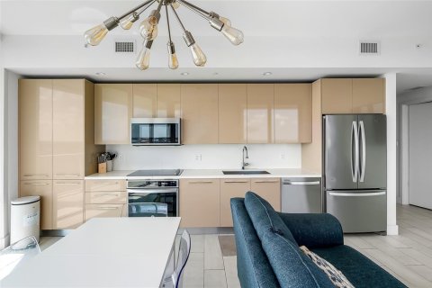 Condominio en venta en Sunrise, Florida, 2 dormitorios, 93.18 m2 № 2155107 - foto 11