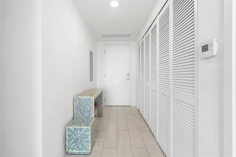 Condominio en venta en Sunrise, Florida, 2 dormitorios, 93.18 m2 № 2155107 - foto 25