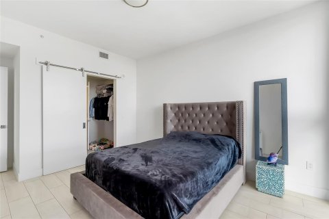 Condominio en venta en Sunrise, Florida, 2 dormitorios, 93.18 m2 № 2155107 - foto 19