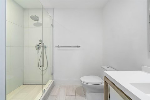 Condominio en venta en Sunrise, Florida, 2 dormitorios, 93.18 m2 № 2155107 - foto 12