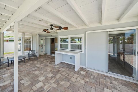 House in Sarasota, Florida 2 bedrooms, 116.03 sq.m. № 1884364 - photo 28