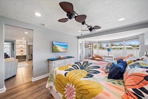 House in Sarasota, Florida 2 bedrooms, 116.03 sq.m. № 1884364 - photo 18