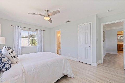 Casa en venta en Seminole, Florida, 3 dormitorios, 138.7 m2 № 1899843 - foto 8