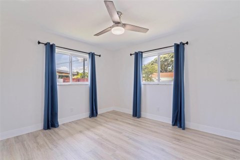 Casa en venta en Seminole, Florida, 3 dormitorios, 138.7 m2 № 1899843 - foto 15