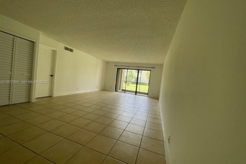 Appartement à louer à Weston, Floride: 2 chambres, 113.34 m2 № 2046399 - photo 14