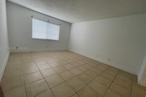Appartement à louer à Weston, Floride: 2 chambres, 113.34 m2 № 2046399 - photo 12